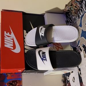 Men's SlidesNike Benassi JDI